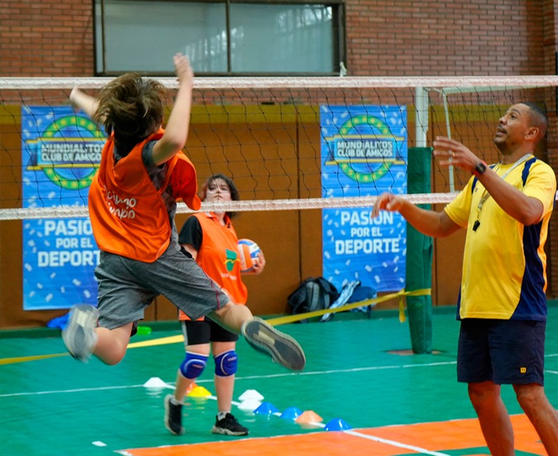 (AZUL)VOLEIBOL(/AZUL)<br>